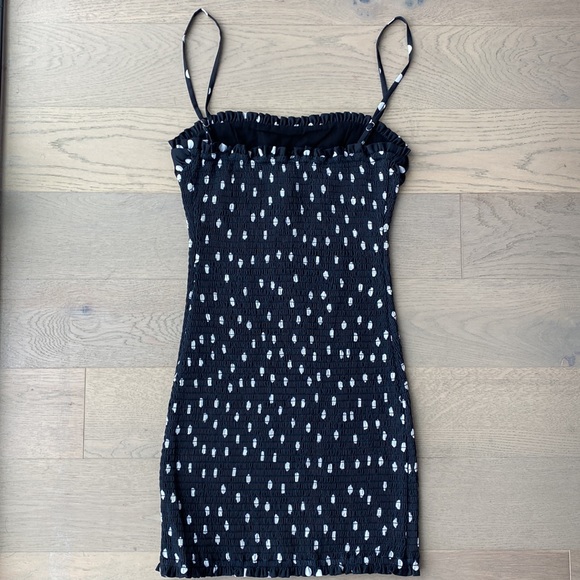 Revolve - h:ours stretch dress - Picture 4 of 6